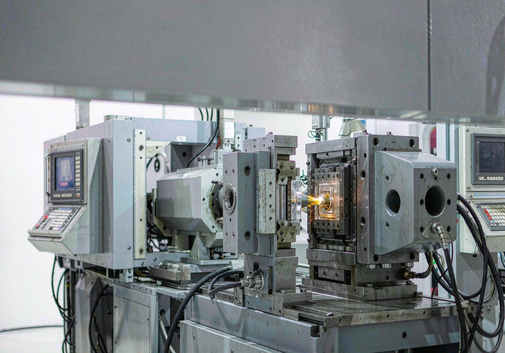5 DFM Tips for Plastic Injection Molding Prototypes